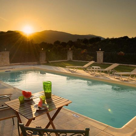 Superb Villa With Private Pool Peaceful Location Sami  Luaran gambar