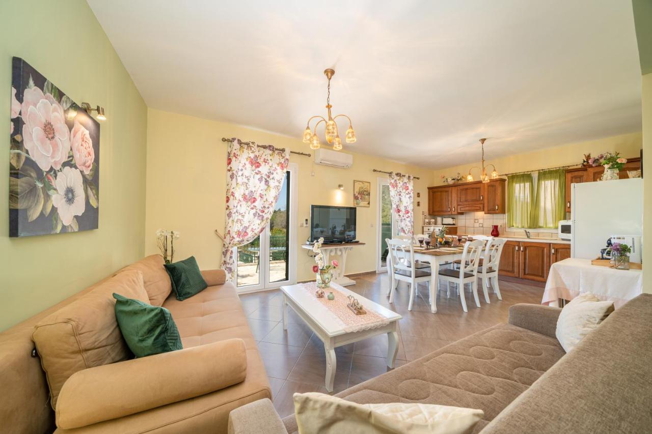 Superb Villa With Private Pool Peaceful Location Sami  Luaran gambar